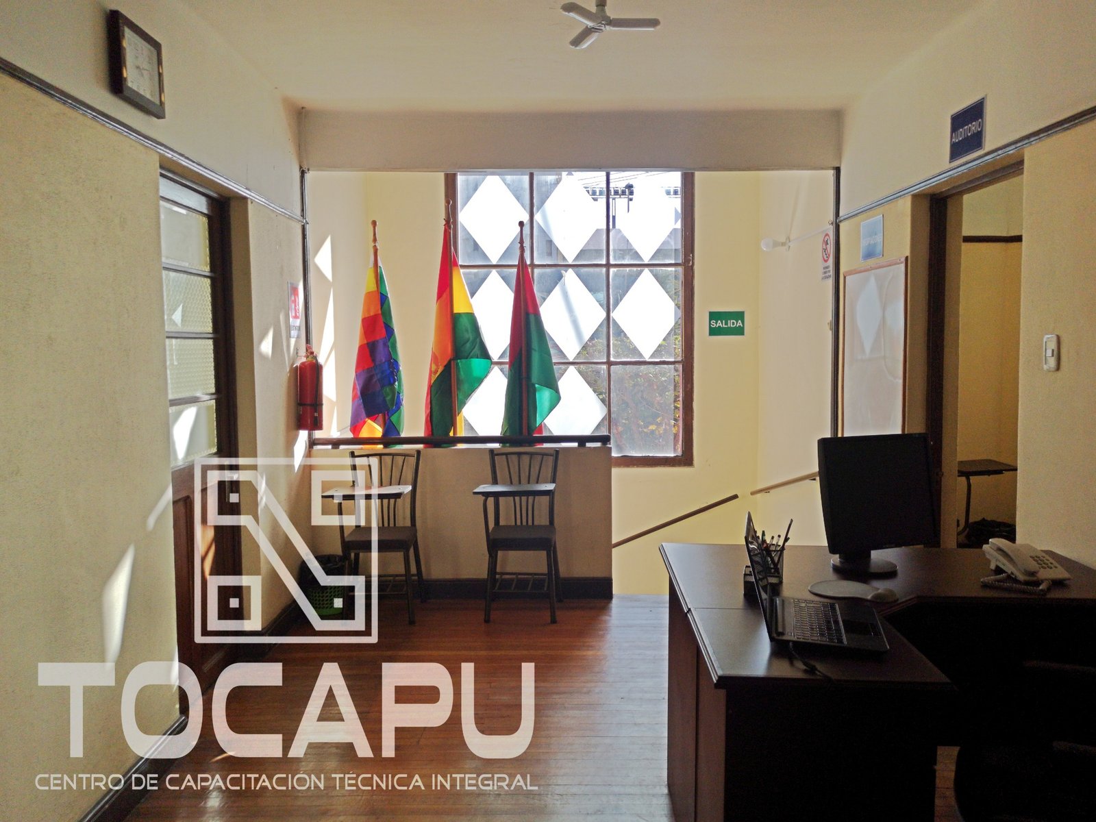 Recepción y espacio institucional